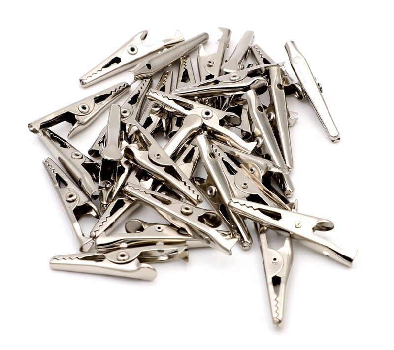 iexcell 100 Pcs 1.4 Inches / 35 mm Steel Alligator Clip Crocodile Clamps, Silver Tone Nickel Plated, Come in a Plastic Case - Image 1